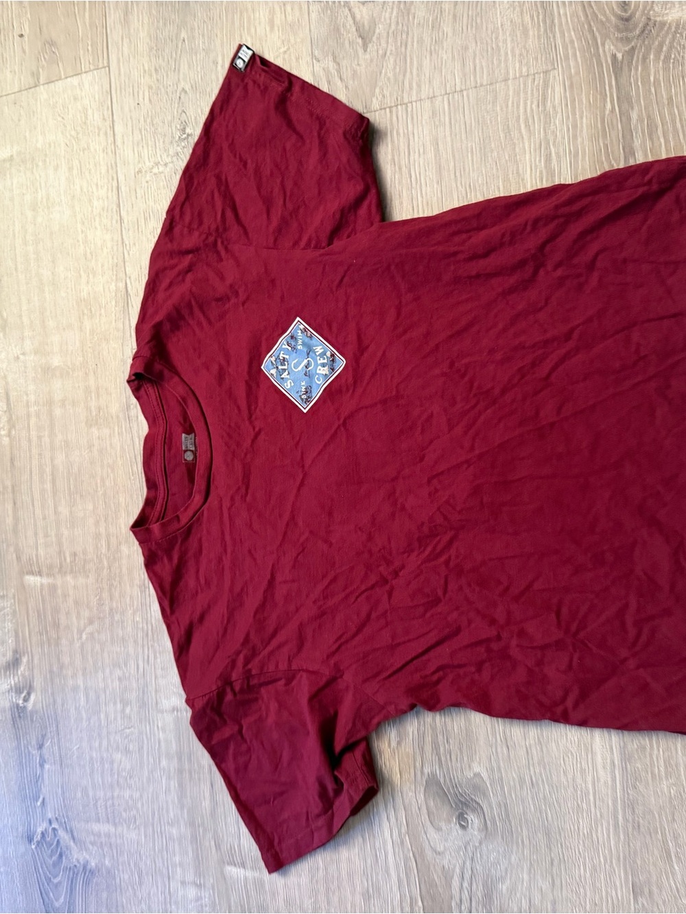 Salty Crew Men's Short Sleeve Tee Burgundy with Blue Patch